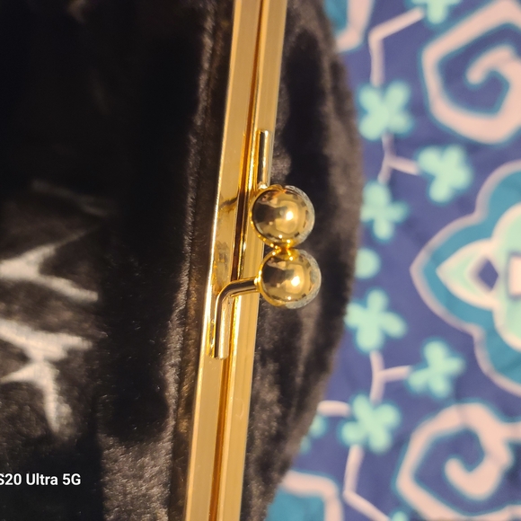 PINK Victoria's Secret Black Faux Fur Clutch - Picture 3 of 3